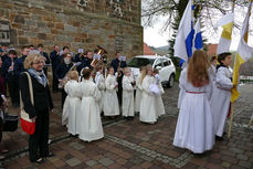 1. Heilige Kommunion in St. Crescentius (Foto: Karl-Franz Thiede)